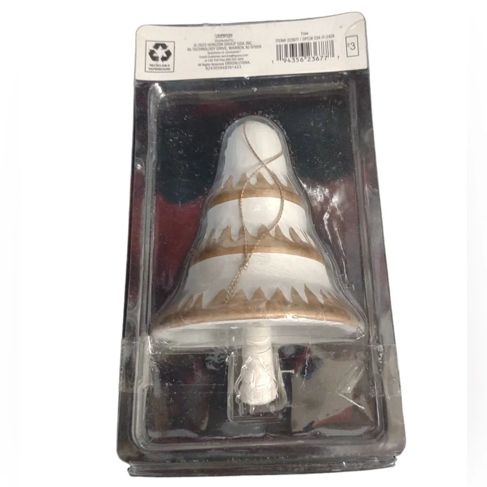 Target Horizon Christmas 2023 White & Gold Christmas Tree Bell Ornament 5